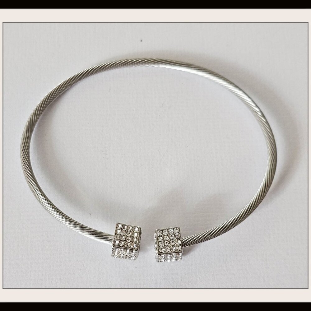 Open Twisted Cable Silver Bracelet with Square Crystal Ends B215